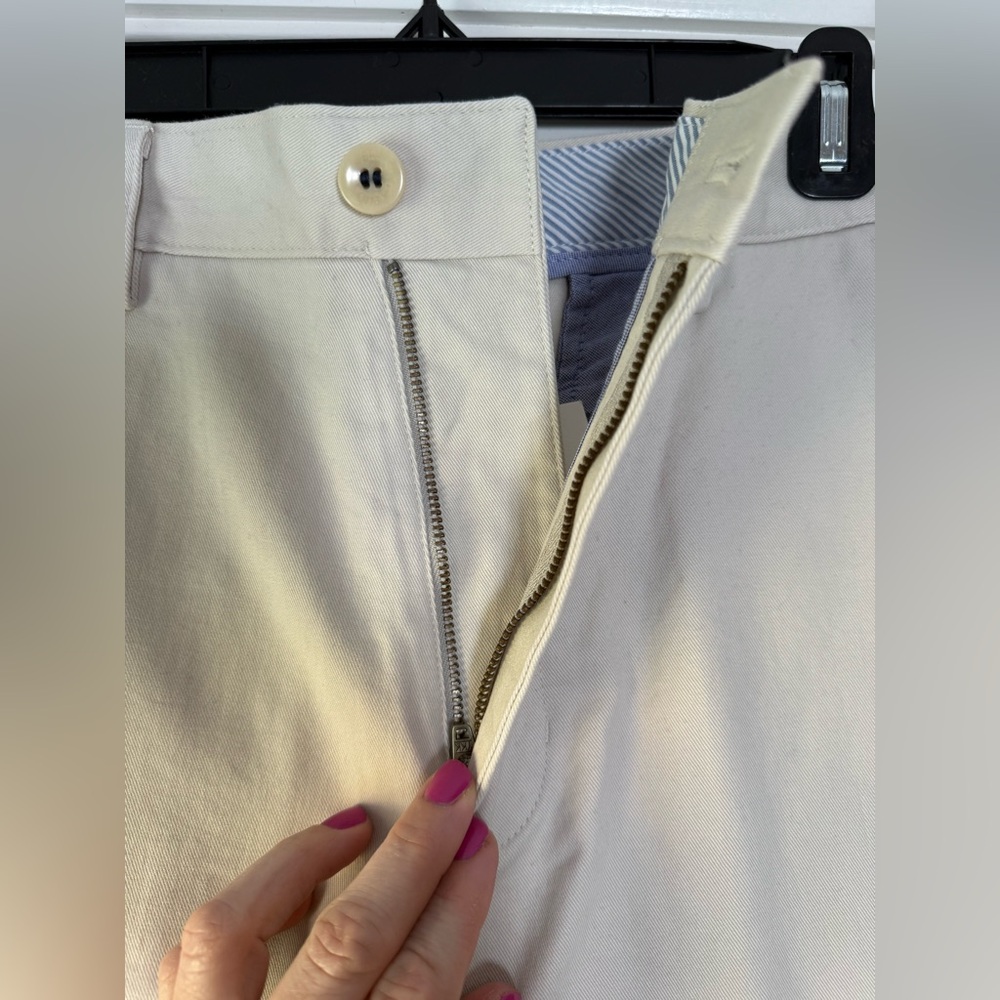 New! Banana Republic Men’s Flat Front Chino Shorts 100% Cotton Tan Khaki Size 33 - Picture 3 of 6